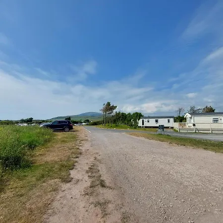 Vault 21 Holiday park *
