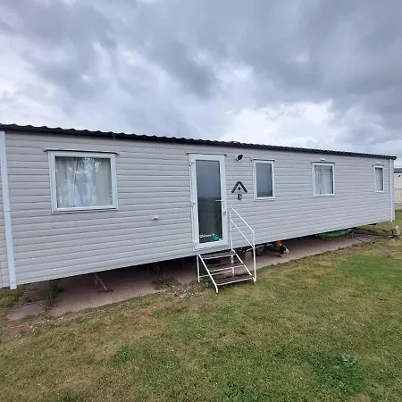 Vault 21 Holiday park